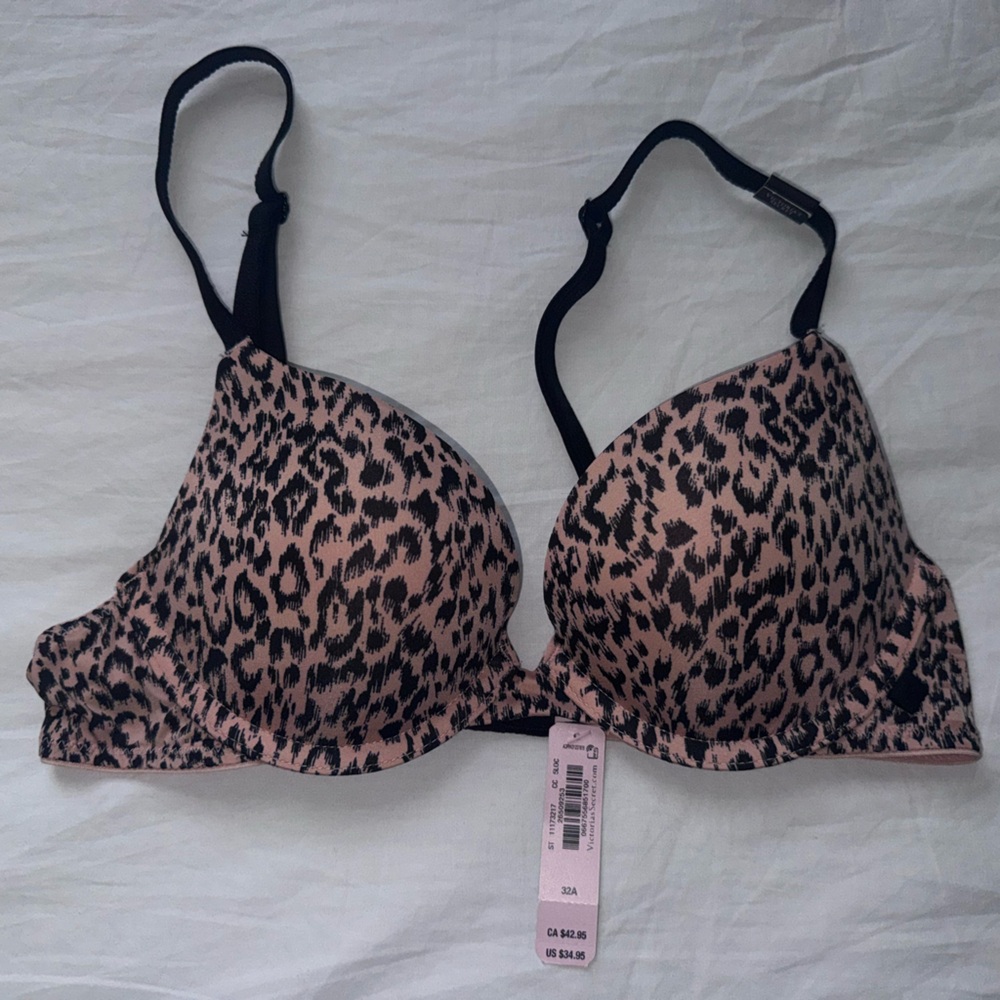 💎NWT! Leopard Print Pink and Black T-Shirt Bra